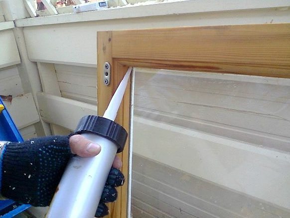 Как утеплить пластиковые окна если продувает своими руками Как утеплить пластиковые окна если продувает своими руками